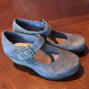 Dansko gray leather Maryjane wedge shoes size 37